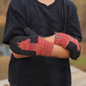 Baby Alpaca Kid's Mittens - Coral Alpaca, Peru