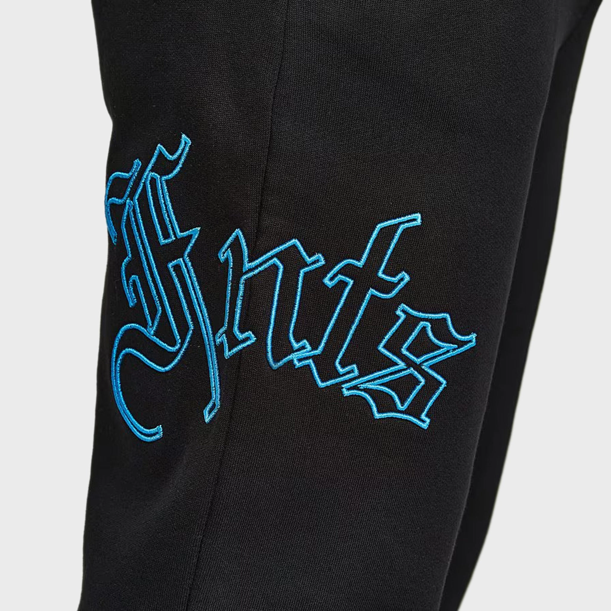 Hoodrich Conquer Jogger Black / White - Hydrangea