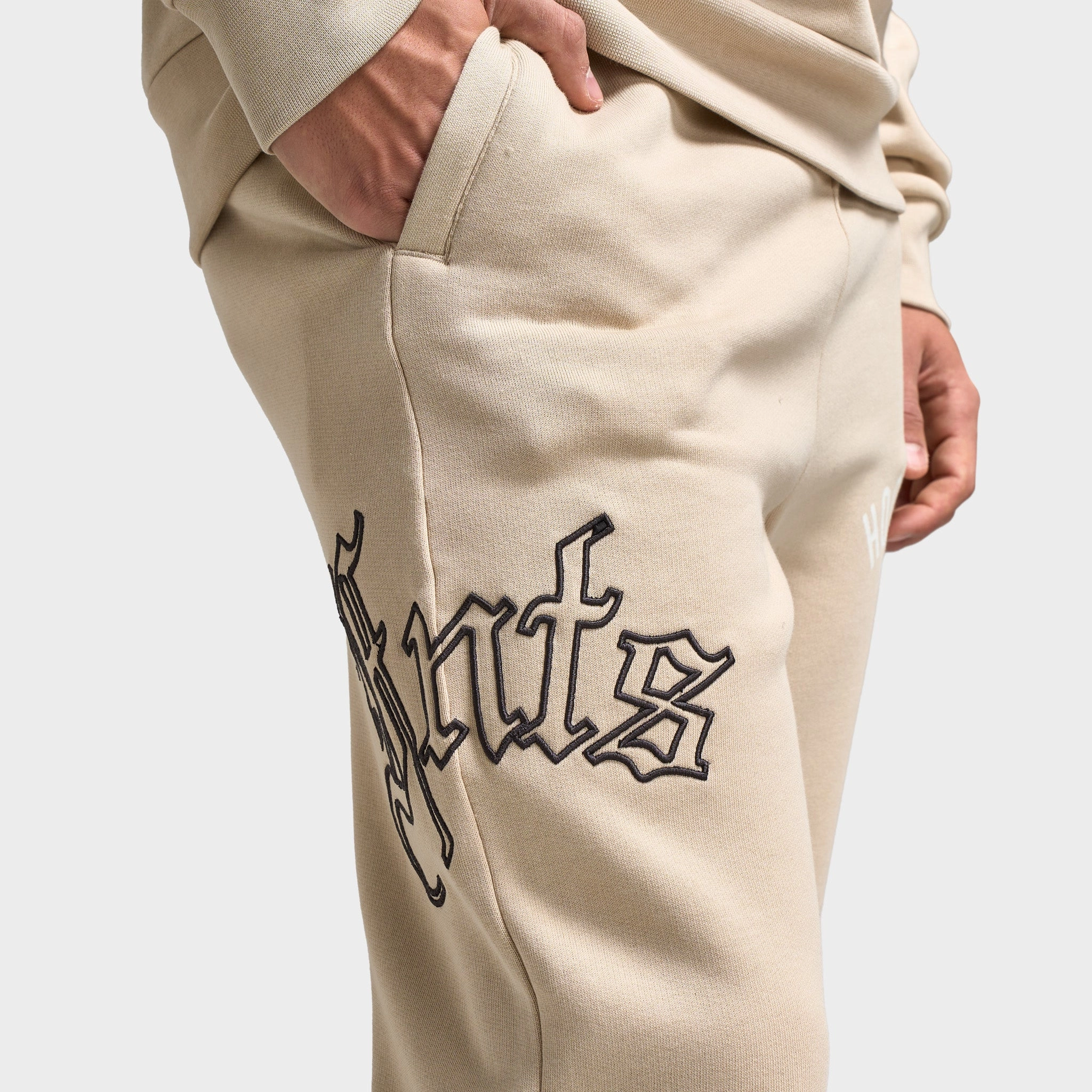 Hoodrich Conquer Jogger Oxford Tan / White - Asphalt