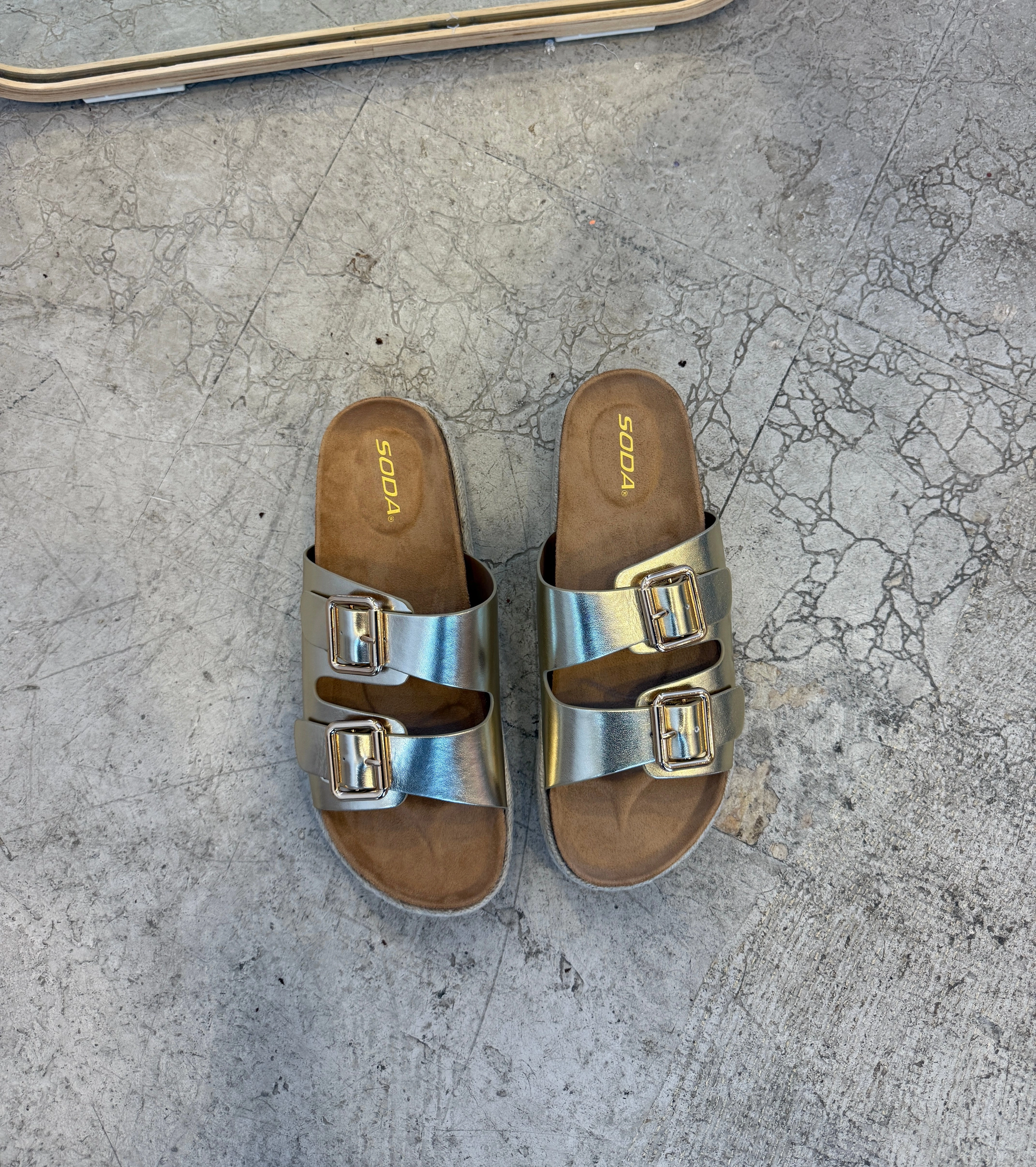 Soda Marfa Gold Sandal