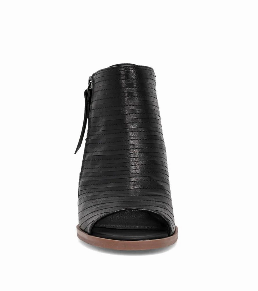 Women's Gianella
